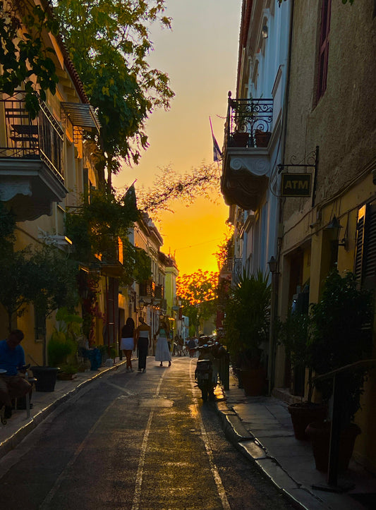 Staying Safe While Traveling & Taking Photos — Four Things People Rarely Think About