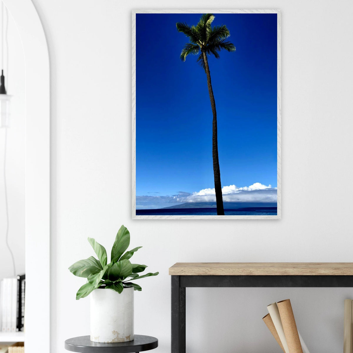 Hawaii Majestic Palm Tree Maui Mounted Framed Poster – Travel Collection Studio Edition Spring '26: Hawaii Edition - CaliCuration