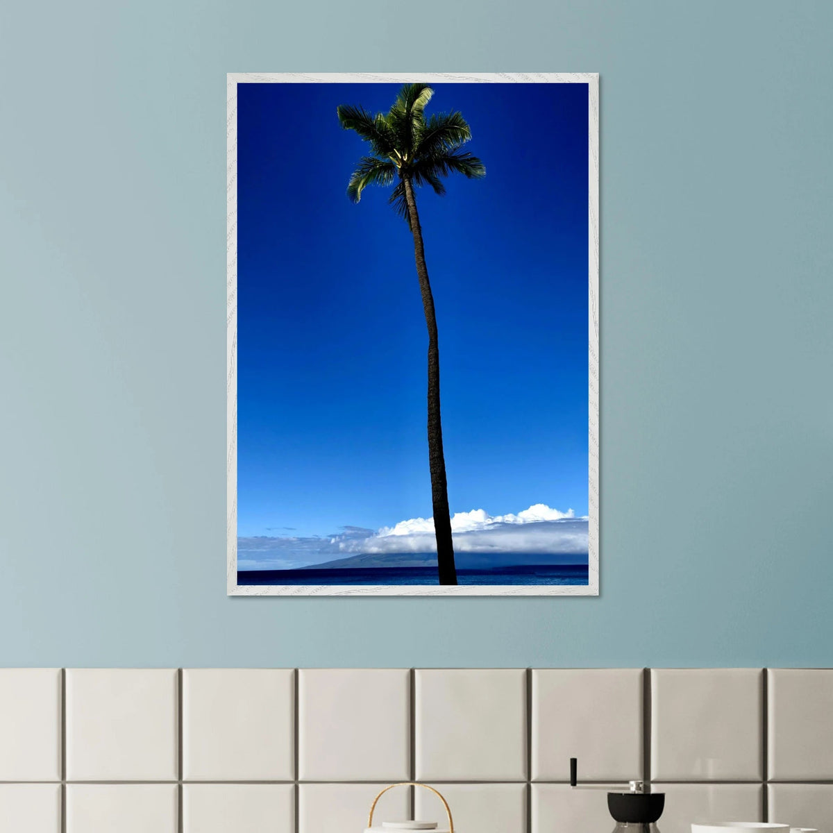 Hawaii Majestic Palm Tree Maui Mounted Framed Poster – Travel Collection Studio Edition Spring '26: Hawaii Edition - CaliCuration